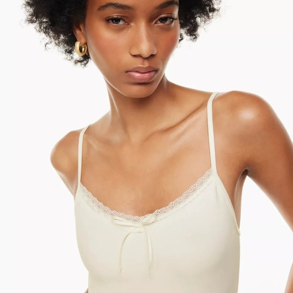 Aritzia Wilfred Verse Tank Lace camisole Light Birch Size Small
